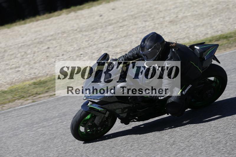 /05 07.04.2026 Cornu Master School ADR/Gruppe gruen/8